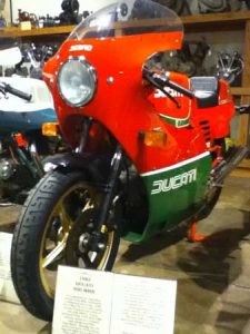 1982 Ducati 900 Mike Hailwood Replica Image